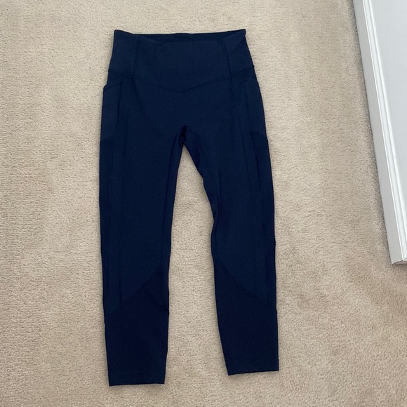lululemon athletica Pants - NWOT Lululemon All the Right Places Crop Leggings 23 in